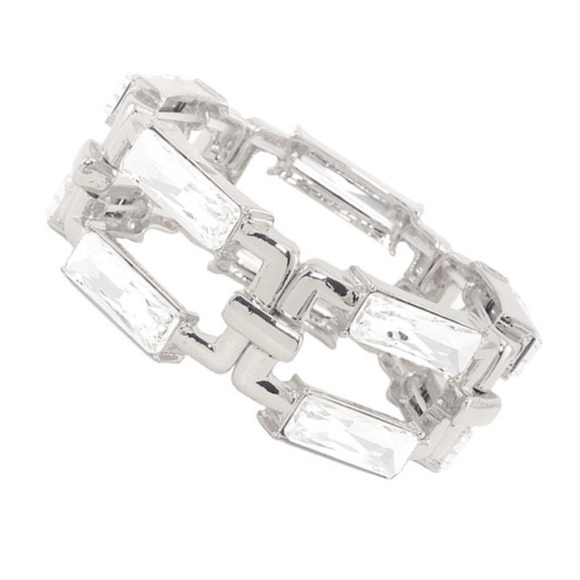 Boutique Jewelry - •Let’s Link Up• Silver Double Link Bracelet with Clear Stones